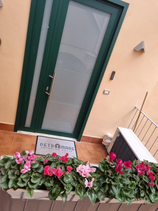 Petramare Charming House Apartamento Salerno Exterior foto